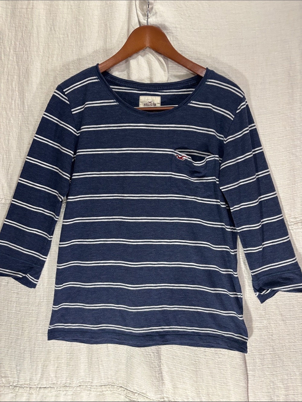 Hollister Striped 3/4 Sleeve Blue White Size Large Pocket Tee